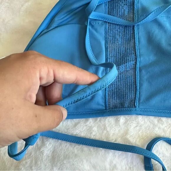 Aerie Blue High Neck Swimsuit Top Women's Size Large - Picture 8 of 8